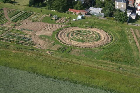 Un jardin en permaculture  Nethen (Grez-Doiceau):  une autre manire de cultiver la terre.